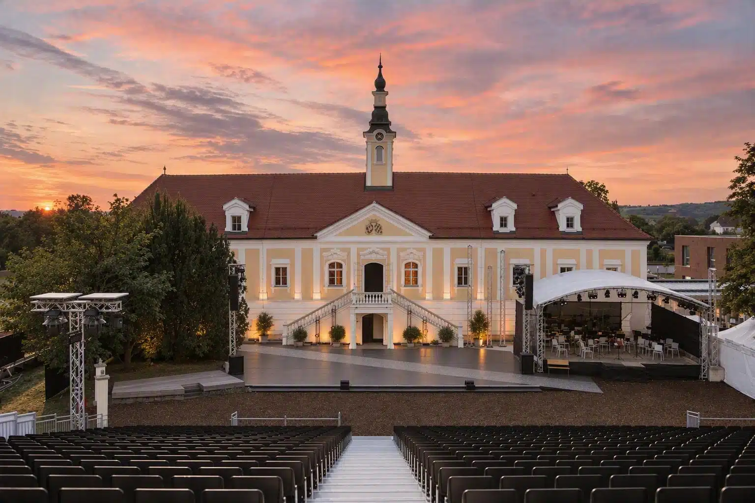 Schloss Haindorf Mit Tanzboden